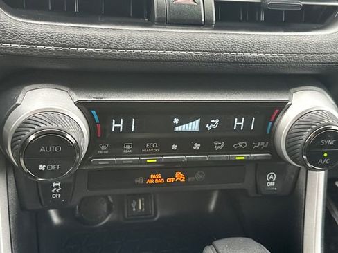 Certified 2025 Toyota RAV4 XLE image 26