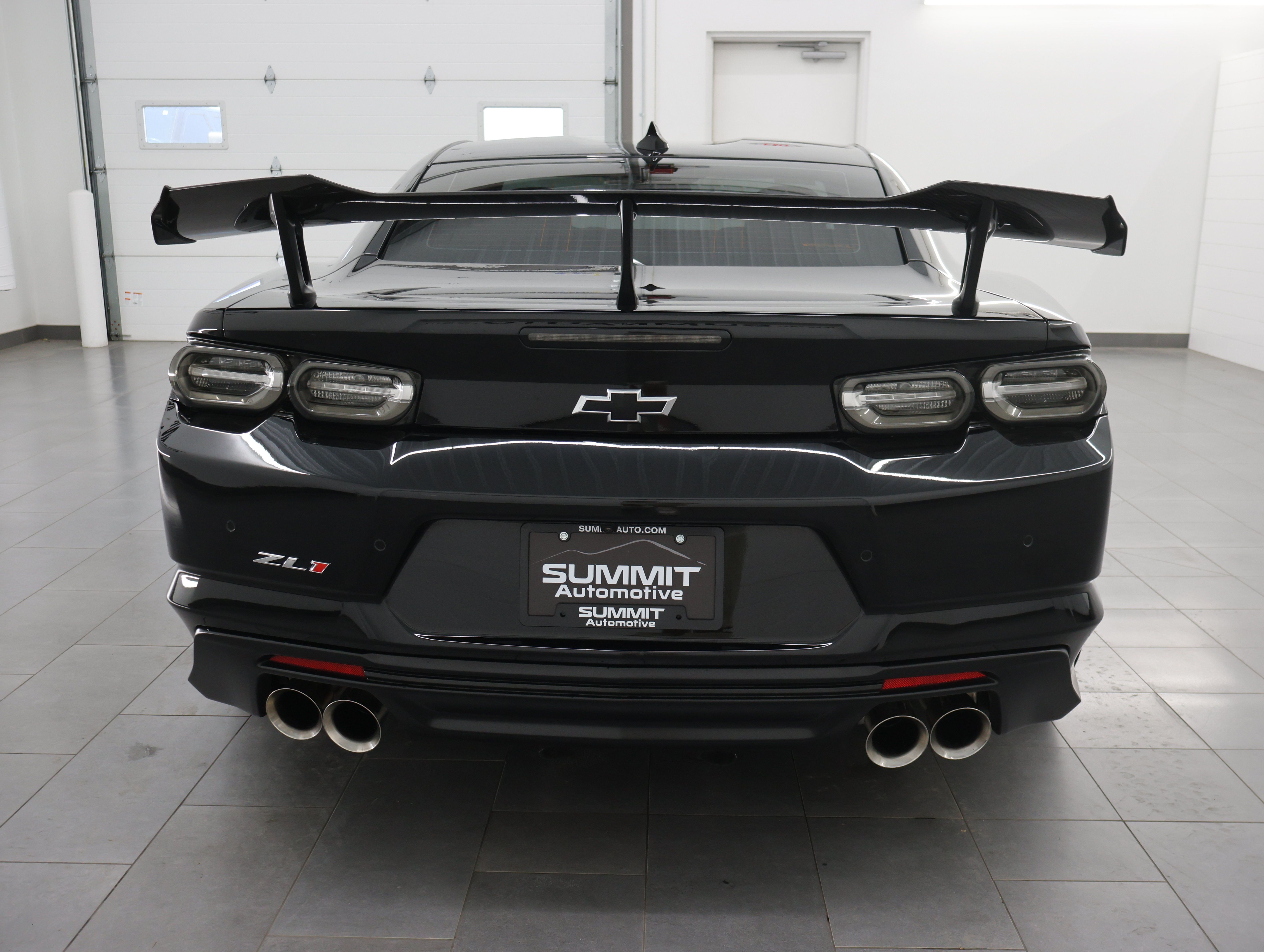 Used 2019 Chevrolet Camaro ZL1 RWD image 28