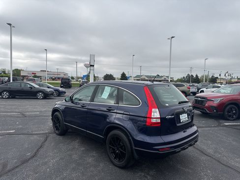 Used 2011 Honda CR-V LX image 3