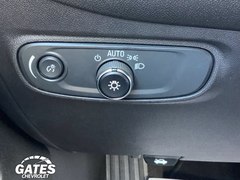 Used 2024 Chevrolet Equinox LS FWD image 21
