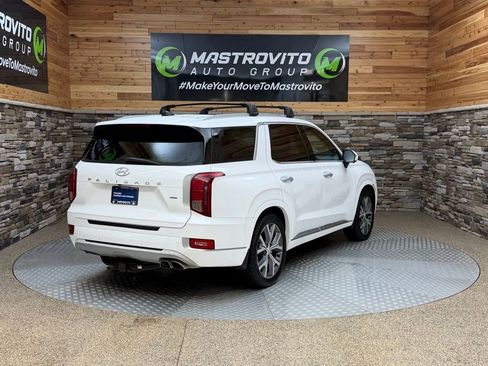 Used 2022 Hyundai Palisade Limited w/ Winter Package image 9