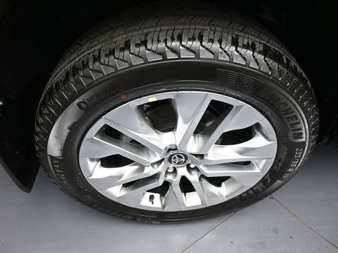 Certified 2025 Toyota RAV4 XLE Premium image 12