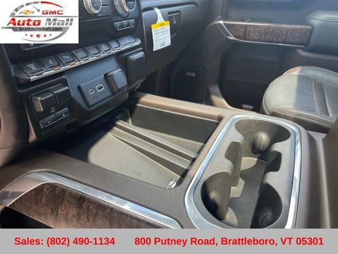 Used 2020 GMC Sierra 3500 Denali w/ Denali Ultimate Package AWD/4WD image 26