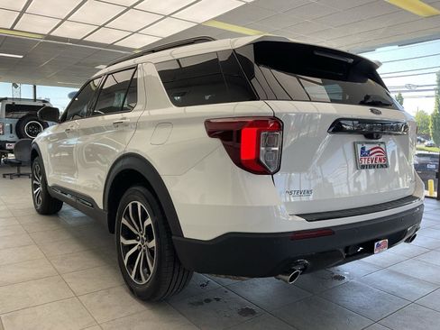 Used 2022 Ford Explorer ST-Line w/ Class IV Trailer Tow Package image 7