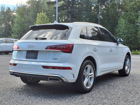 Used 2025 Audi Q5 e Premium Plus w/ Premium Plus Package image 4