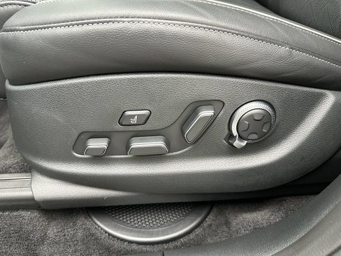 Certified 2026 Genesis GV80 3.5T Advanced AWD/4WD image 12