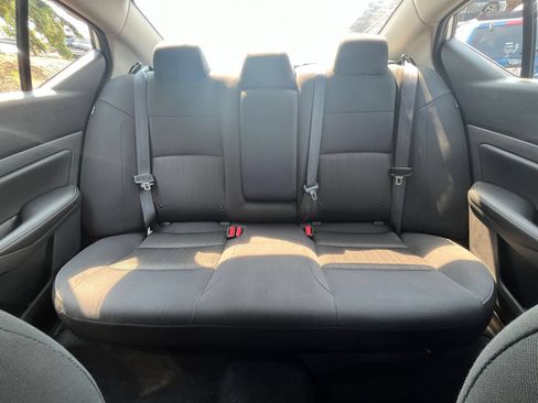 Used 2025 Nissan Altima 2.5 SV FWD image 38