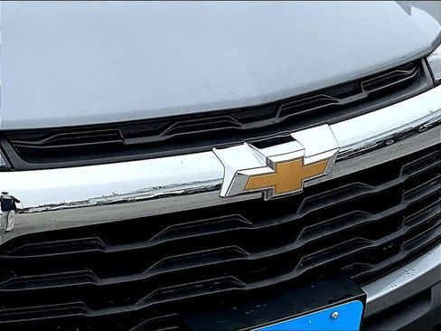 Used 2024 Chevrolet TrailBlazer LS FWD image 30