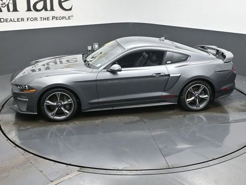 Used 2022 Ford Mustang GT Premium w/ Equipment Group 401A image 50
