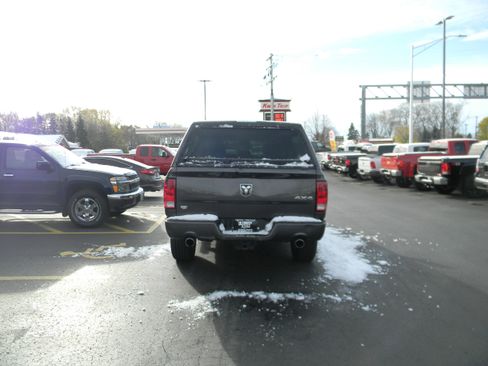 Used 2014 RAM 1500 Express image 5