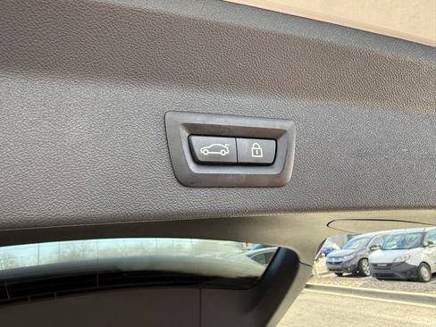 Used 2023 BMW X3 M40i w/ Premium Package image 35