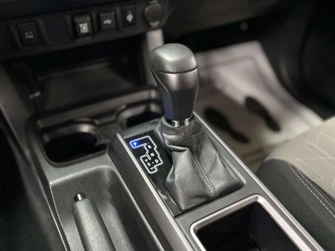 Used 2021 Toyota Tacoma TRD Sport RWD image 27