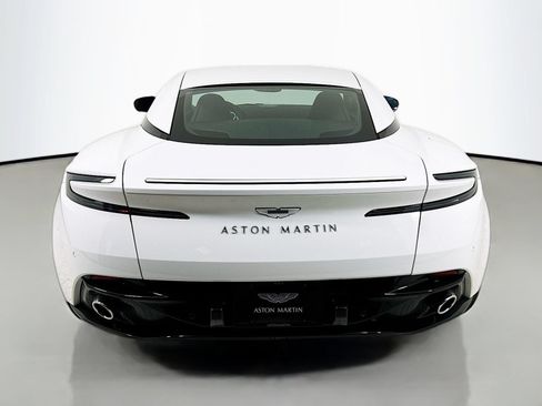 Used 2024 Aston Martin DB12 Coupe RWD image 6
