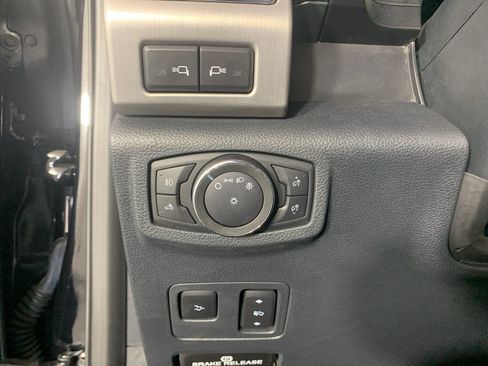 Used 2022 Ford F350 Platinum AWD/4WD image 15