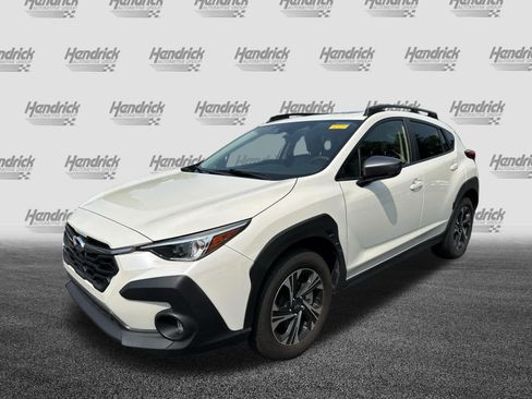 Used 2024 Subaru Crosstrek 2.0i Premium AWD/4WD image 3