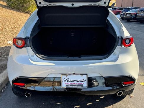 Used 2024 MAZDA MAZDA3 s image 9