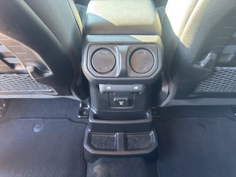 Used 2023 Jeep Wrangler Unlimited Rubicon 4xe image 12