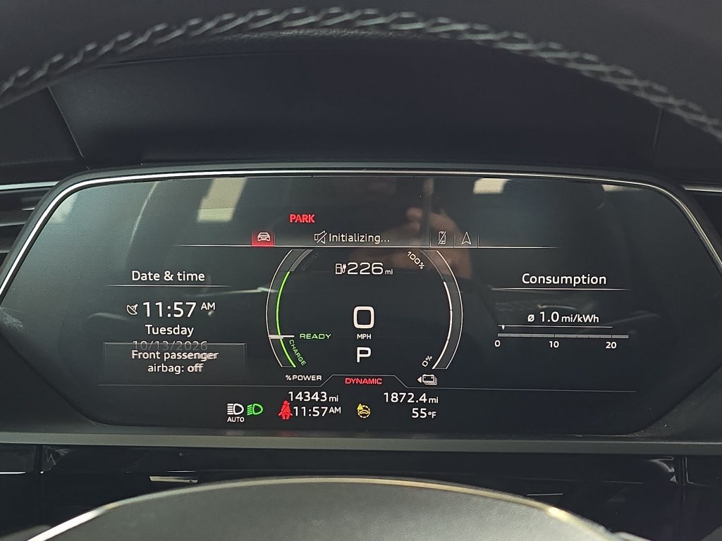 Used 2024 Audi Q8 e-tron Premium AWD/4WD image 20