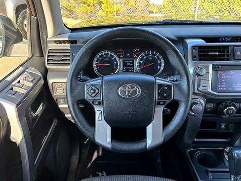 Used 2018 Toyota 4Runner SR5 image 17