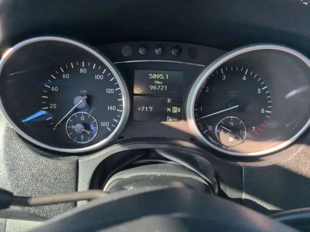 Used 2011 Mercedes-Benz ML 350 4MATIC image 10