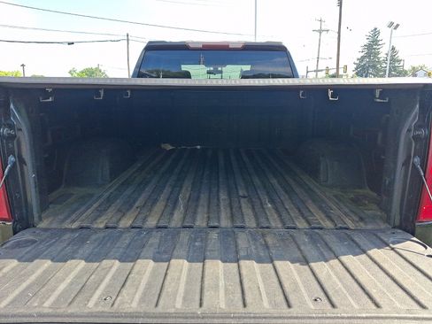 Used 2019 Chevrolet Silverado 1500 LT w/ Z71 Off-Road Package AWD/4WD image 27