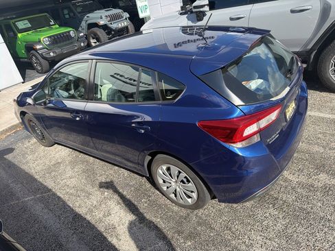 Used 2017 Subaru Impreza 2.0i image 8