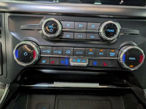 Used 2022 Ford F150 Platinum w/ Equipment Group 701A High AWD/4WD image 24