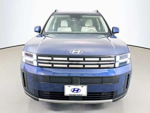 Used 2025 Hyundai Santa Fe SEL w/ Tow & Go Package image 2