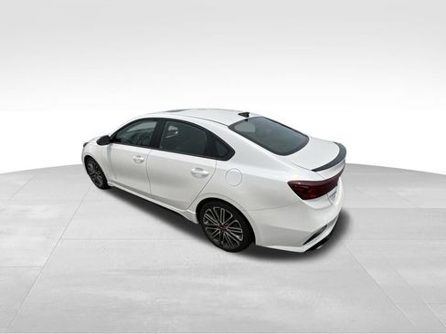 Used 2023 Kia Forte GT w/ GT2 Package FWD image 10