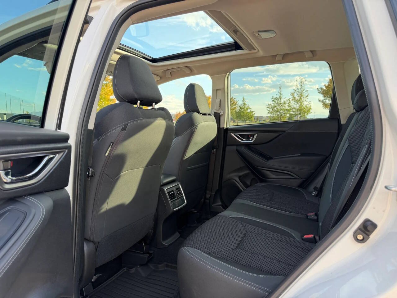 Used 2021 Subaru Forester Premium AWD/4WD image 14