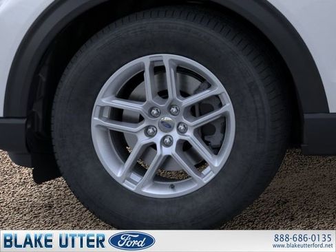 New 2026 Ford Explorer Active AWD/4WD image 19