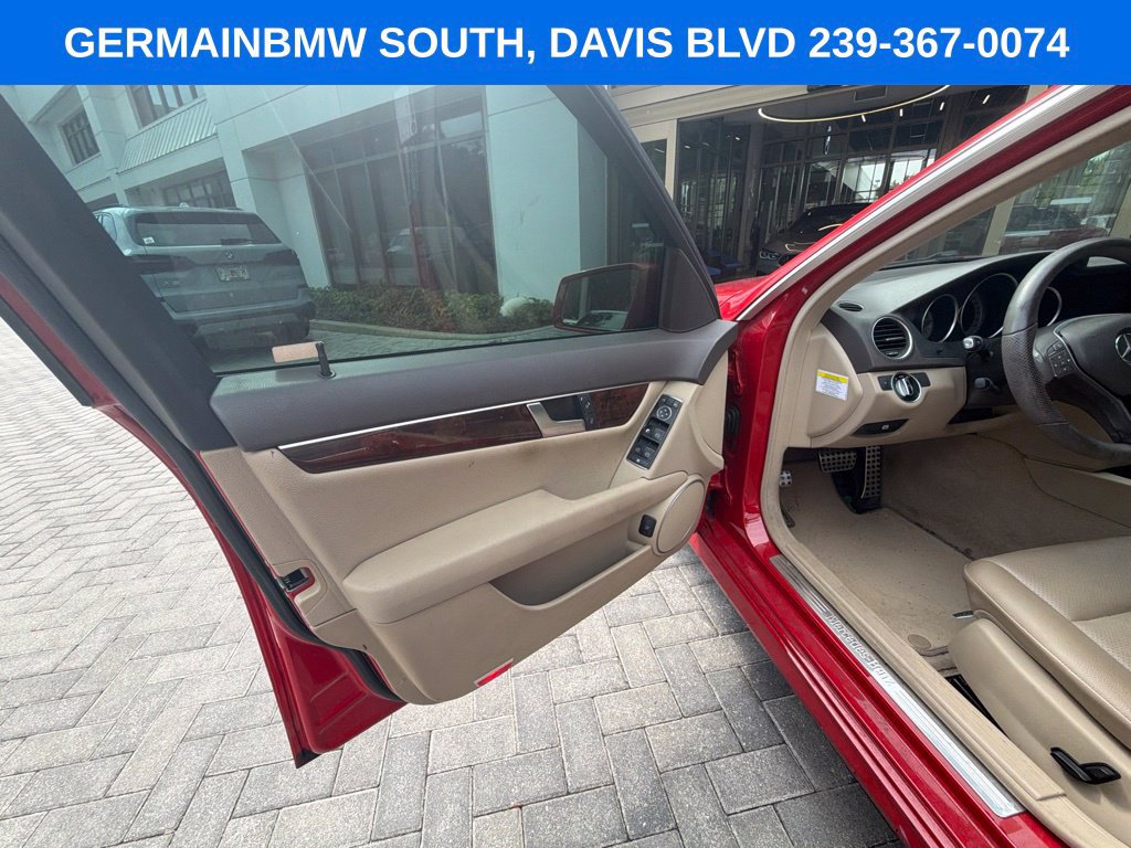 Used 2014 Mercedes-Benz C 250 Sedan image 20