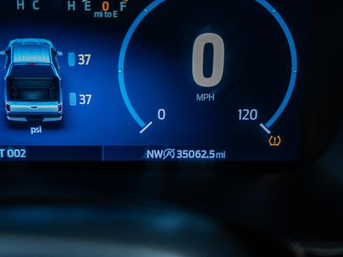 Certified 2021 Ford F150 Lariat w/ Equipment Group 502A High image 53