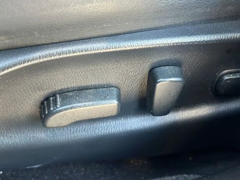 Used 2017 INFINITI Q70 L 3.7 image 54