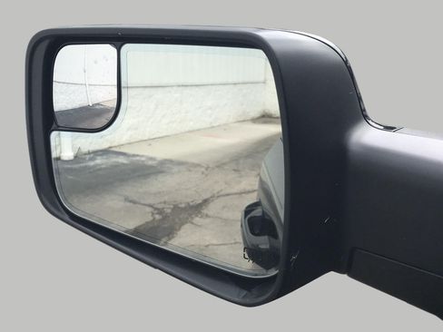 Used 2021 RAM 1500 Laramie w/ Night Edition AWD/4WD image 21