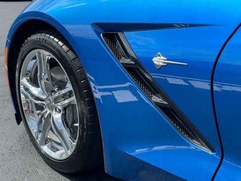 Used 2016 Chevrolet Corvette Stingray Coupe w/ Battery Protection Package RWD image 14