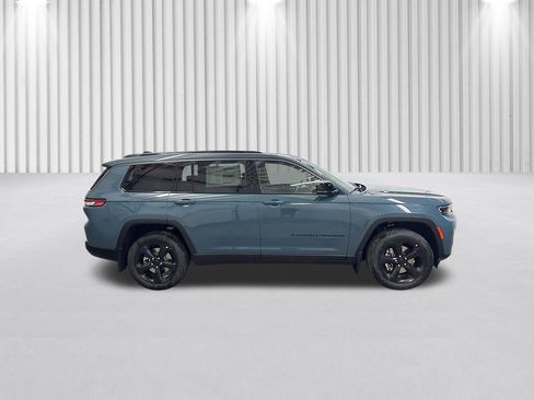 New 2026 Jeep Grand Cherokee L Limited image 3