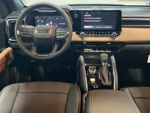 New 2026 GMC Canyon AT4 w/ Technology Plus Package AWD/4WD image 10