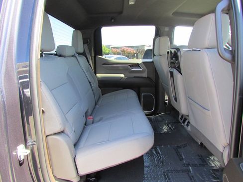 Used 2023 Chevrolet Silverado 1500 LT w/ Protection Package AWD/4WD image 26