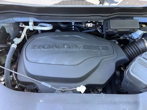 Used 2023 Honda Ridgeline Black Edition image 5