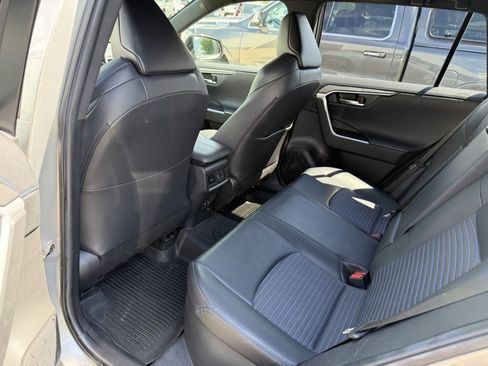 Used 2020 Toyota RAV4 XSE w/ XSE Grade Weather Package AWD/4WD image 12