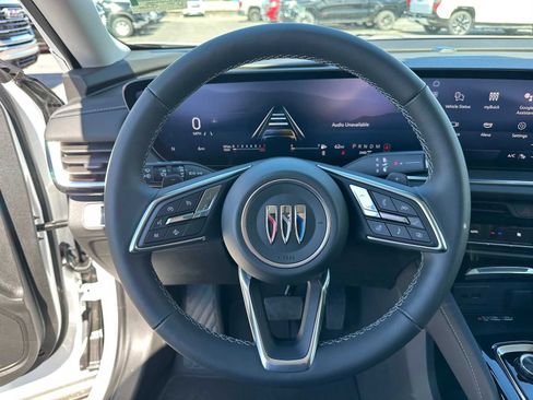 New 2025 Buick Envision Preferred image 26