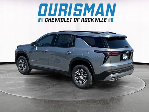 New 2026 Chevrolet Traverse LT w/ Driver Confidence Package FWD image 4