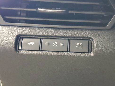 Used 2024 Nissan Altima 2.5 SR FWD image 22