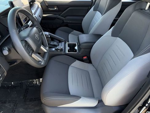 Used 2025 Toyota Tacoma TRD Off-Road w/ TRD Off Road Upgrade Package image 7