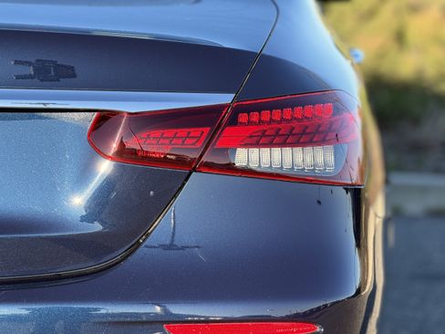 Used 2021 Mercedes-Benz E 350 Sedan image 12