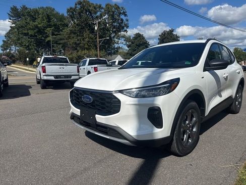 New 2026 Ford Escape ST-Line w/ Tech Pack #1 image 11