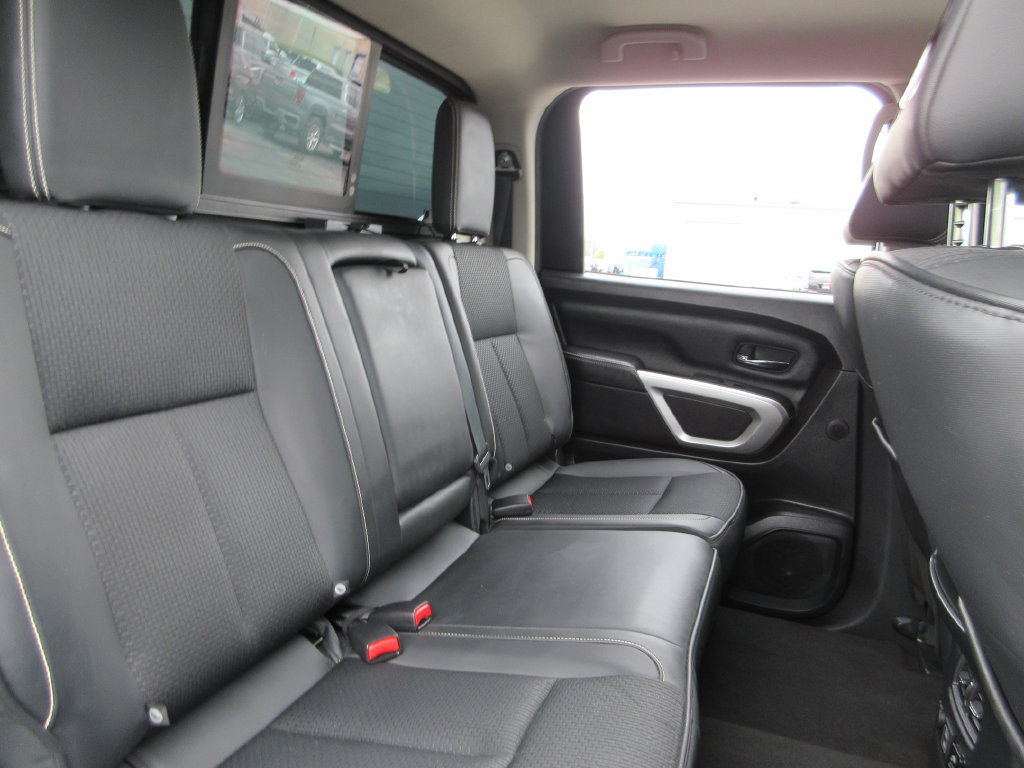 Used 2019 Nissan Titan PRO-4X w/ Pro-4x Utility Package AWD/4WD image 23