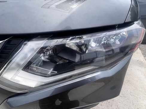 Used 2017 Nissan Rogue S FWD image 20