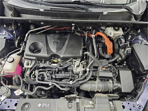 Used 2020 Toyota RAV4 XLE image 21